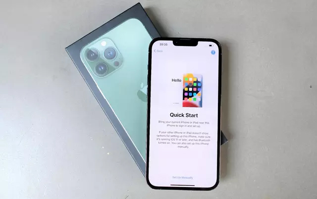 Hàng loạt mẫu iPhone tiếp tục rớt giá-2