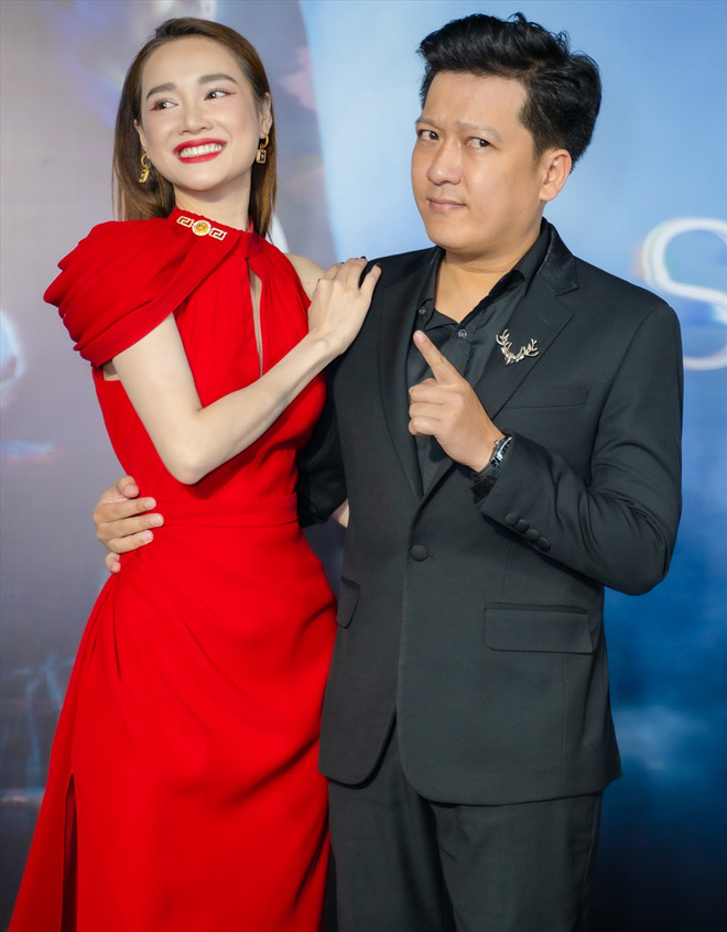 Trường Giang bị bắt gặp khoảnh khắc đứng bơ vơ giữa sự kiện, lí do phía sau thế nào mà ẵm 10 điểm tinh tế?-6