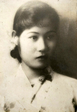 Cưới điêu khắc gia nổi tiếng thế giới không thành, người đàn ông Việt đổ vỡ rồi làm bố đơn thân nhưng vẫn lọt mắt xanh cô gái dòng dõi Hoàng tộc-4