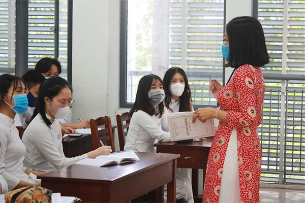 Xét tốt nghiệp THPT: Khi nào thí sinh được miễn thi ngoại ngữ-3