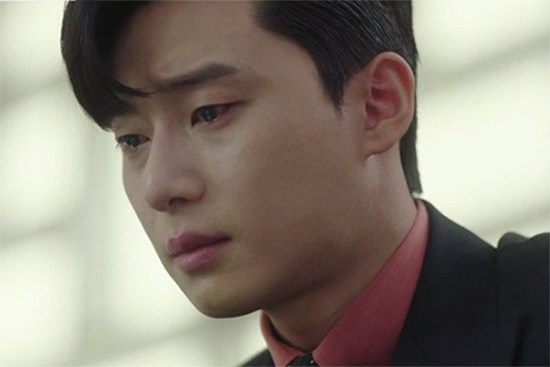 Tôi bị tai nạn xe hơi, vợ tận tụy ngày đêm chăm sóc, bác sĩ nói một câu, xuất viện tôi quyết định ly hôn