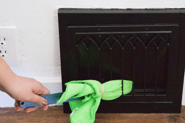 Mẹo loại bỏ bụi ở các góc khó tiếp cận bằng vật dụng có sẵn trong nhà-7