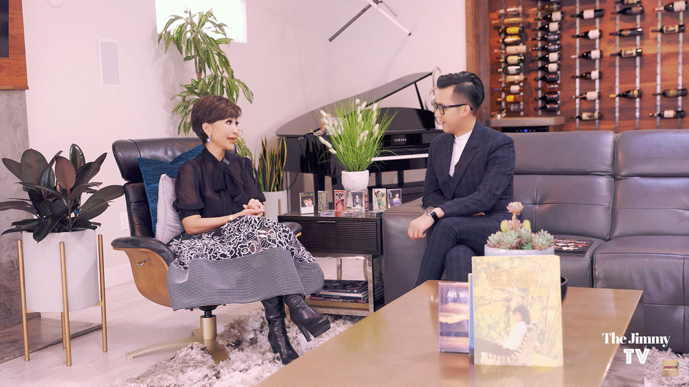 Danh ca Khánh Hà xúc động: Chị ấy báo một tin rất ngắn rồi đi luôn-1