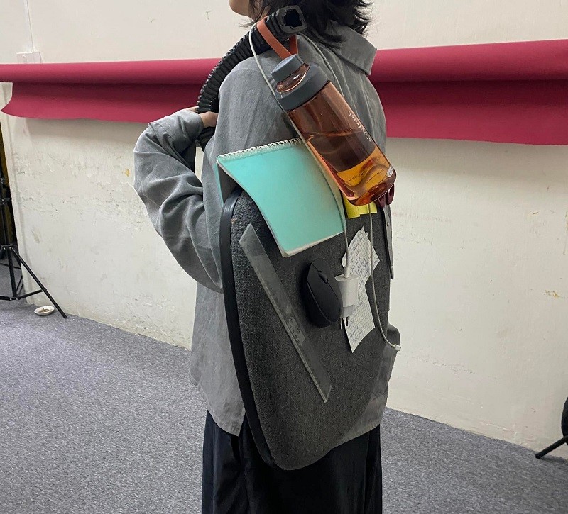 Đu trend No backpack day của hội học sinh, dân công sở Việt cũng cho ra 1001 ý tưởng khiến dân mạng cười bò-4