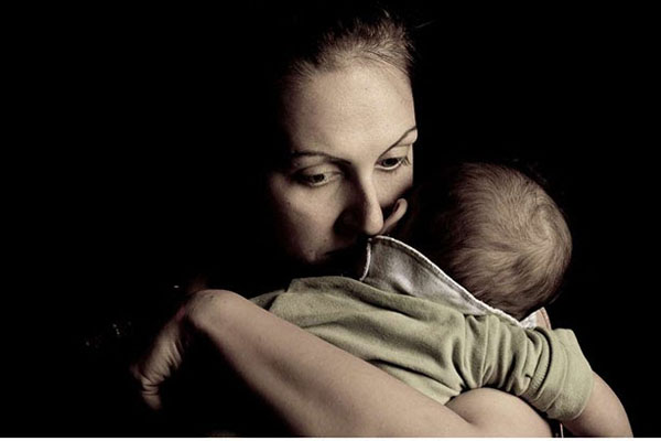 Hạnh phúc có chồng bác sĩ đẹp giàu, tân hôn anh thủ thỉ 1 câu, tôi liền tông cửa chạy-3