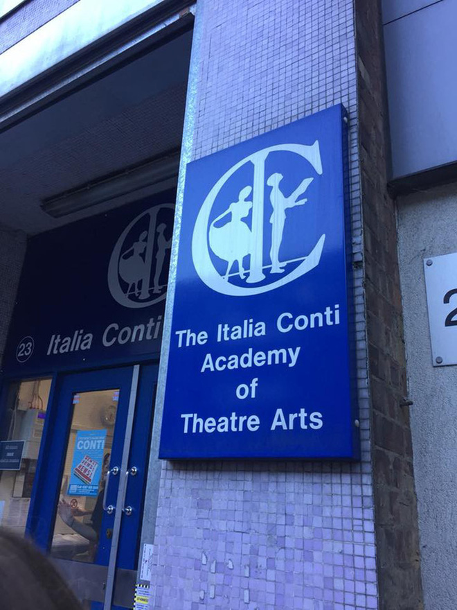 Công chúa út nhà David Beckham: Học trường quý tộc đắt đỏ, sinh ra đã ngậm thìa vàng thứ thiệt-4