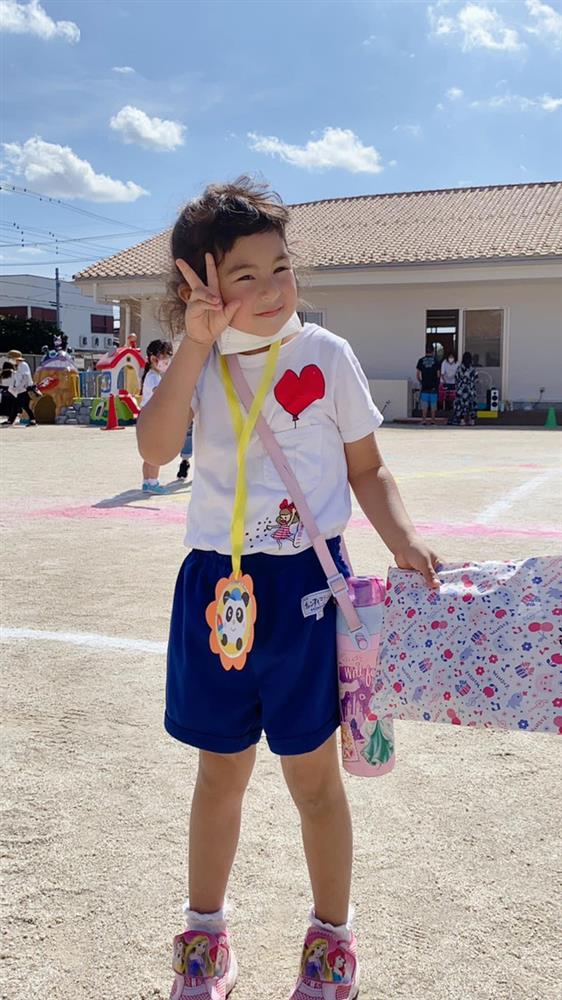 Hot TikToker Việt tiết lộ bí kíp dạy con bắn tằng tằng 4 thứ tiếng: Toàn mẹo nhỏ nhưng có võ, quan trọng là ai cũng ÁP DỤNG được-5