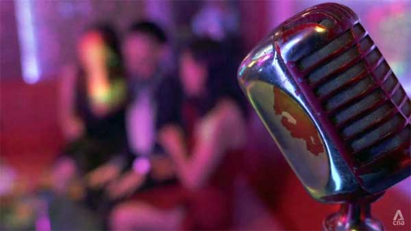 Quy tắc ngầm bên trong quán karaoke ở Singapore-1