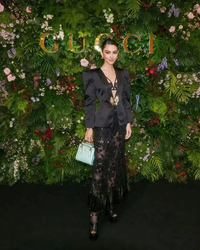 Cuộc chiến thời trang mà Hari Won thua ngay từ giây phút lên đồ, gồng thế nào cũng không thẳng nổi Mai Davika-4