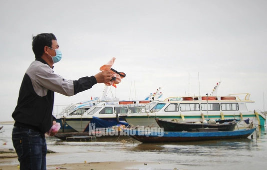 Lý do sau 2 tháng vẫn chưa công bố nguyên nhân vụ chìm ca nô làm 17 người chết-1