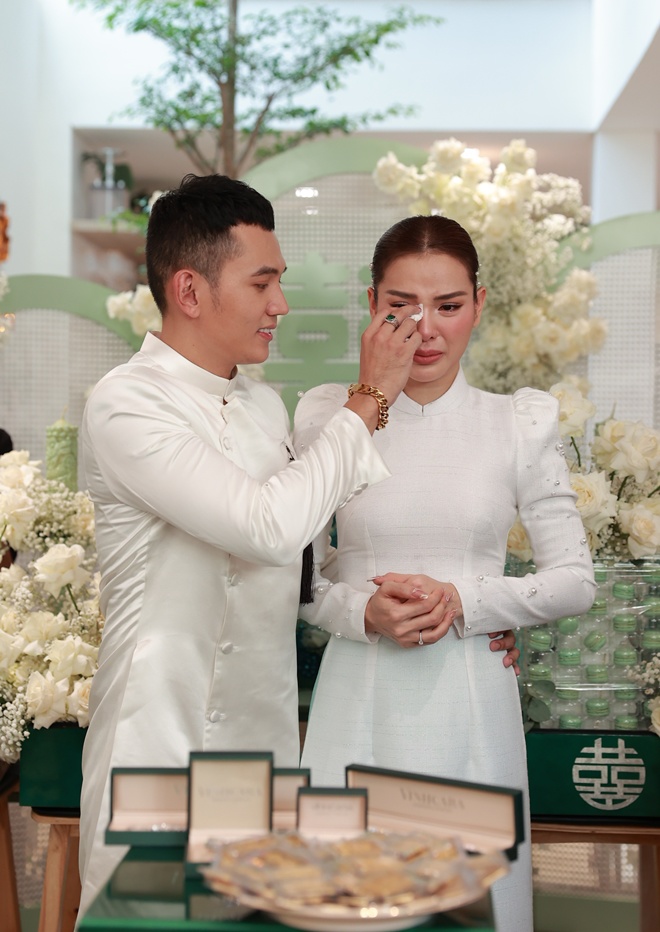 Tiết lộ cơ ngơi tiền tỷ của cặp sao mới cưới Phương Trinh Jolie - Lý Bình-1