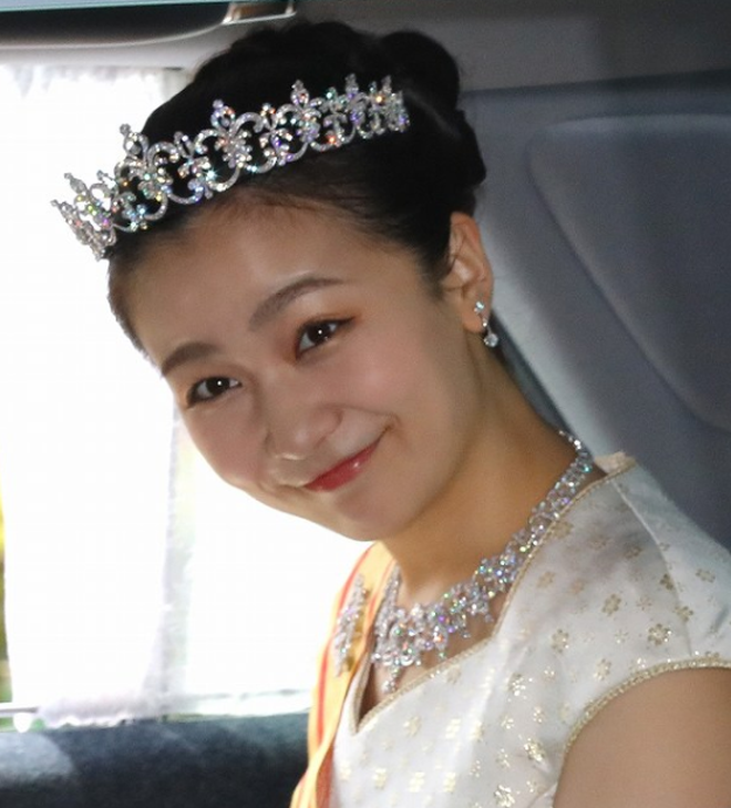 Cặp chị em Công chúa Nhật trái ngược: Cùng sinh ra trong hoàng tộc, đều xinh đẹp và tài giỏi nhưng cuộc đời sao quá khác nhau-9