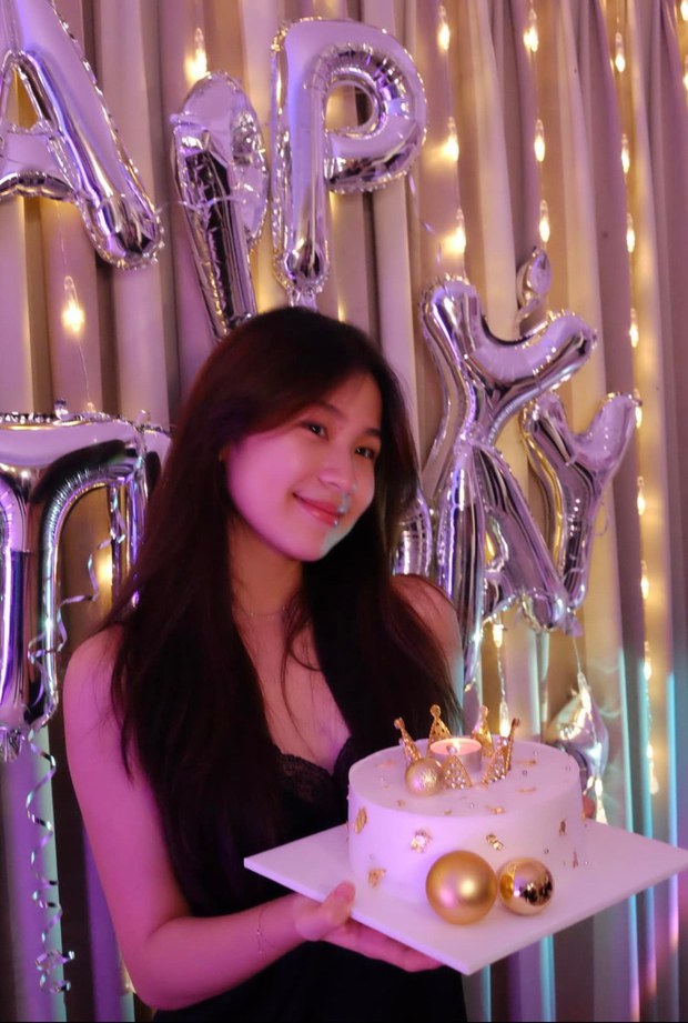 Con gái 16 tuổi cao lớn, xinh đẹp như hoa hậu của nhạc sĩ Lưu Thiên Hương-6