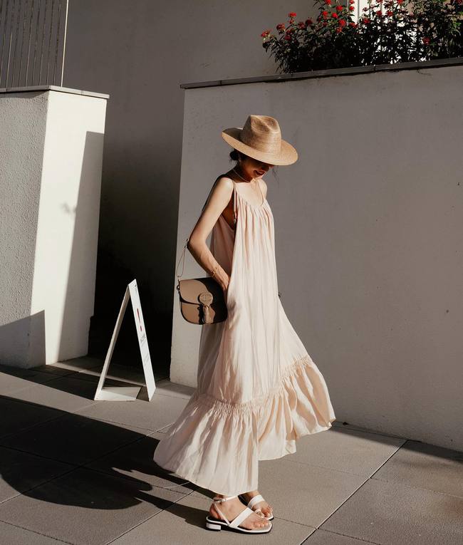 Vụng mix đồ đến mấy thì khi mặc trang phục màu be, chị em cũng ghi trọn điểm tinh tế-11