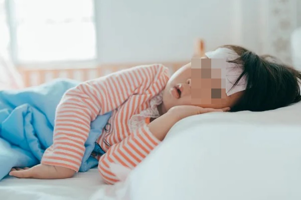 Mới đi học được 1 tuần con đã bị ốm dặt ốm dẹo: Vì sao trẻ mầm non đi học lại hay bị ốm?-3