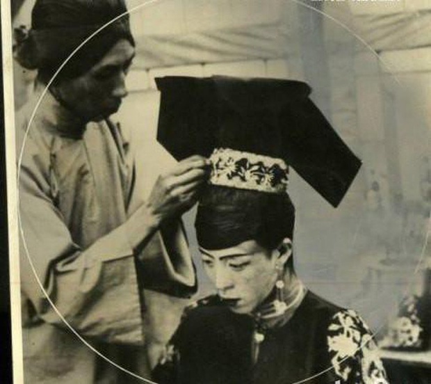 Bộ ảnh hiếm về hôn lễ quý tộc Trung Quốc thời nhà Thanh xưa, những gì khắc họa trong phim ảnh liệu có lừa dối?-2