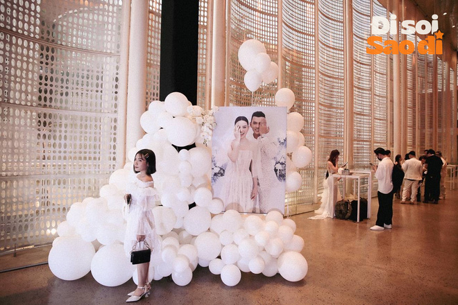 Sính lễ 88 cây vàng và 2 tỷ kim cương, đám cưới tốn cả con Mẹc: Vợ chồng Phương Trinh Jolie giàu cỡ nào?-17