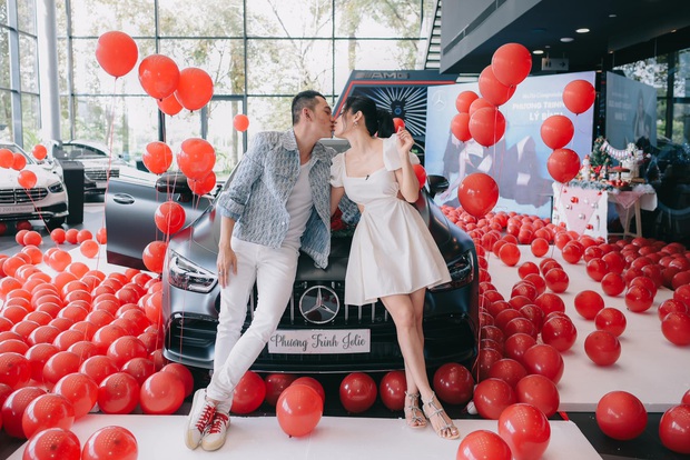 Sính lễ 88 cây vàng và 2 tỷ kim cương, đám cưới tốn cả con Mẹc: Vợ chồng Phương Trinh Jolie giàu cỡ nào?-30