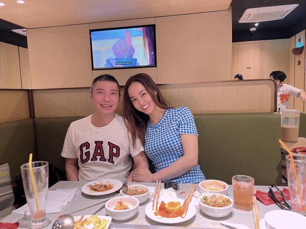 Ngủ dậy thì thấy hành động này của chồng, bà xã kém 15 tuổi của Công Lý rơi nước mắt vì quá xúc động-5