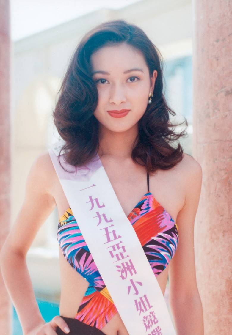 Cuộc sống của Hoa hậu đầu tiên bị đánh ghen công khai: Danh tiếng nàng ngọc nữ vỡ tan sau cái tát trời giáng-2