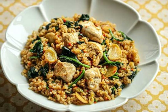 Cơm chiên ức gà kiểu này cực lạ miệng, thao tác đơn giản, chị em nên thử ngay đảm bảo ưng bụng