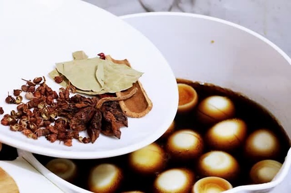 Trứng cút làm theo 3 cách này vô cùng hấp dẫn, vừa ngon lại lạ miệng dễ ăn, đảm bảo người lớn trẻ nhỏ ai cũng mê-3