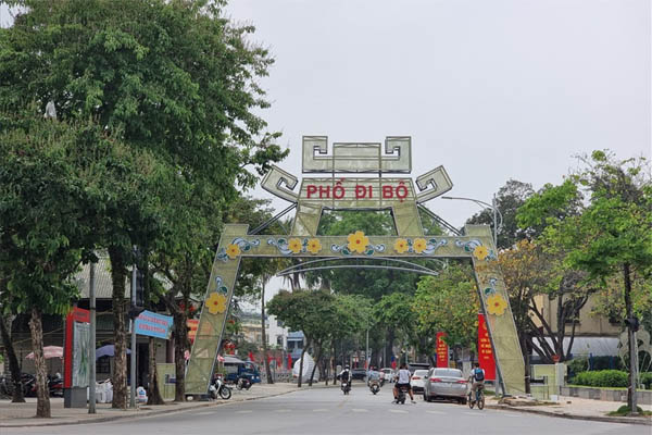 Tinh vi thủ đoạn làm giả CMND rút hàng chục tỷ đồng tại nhiều ngân hàng-2