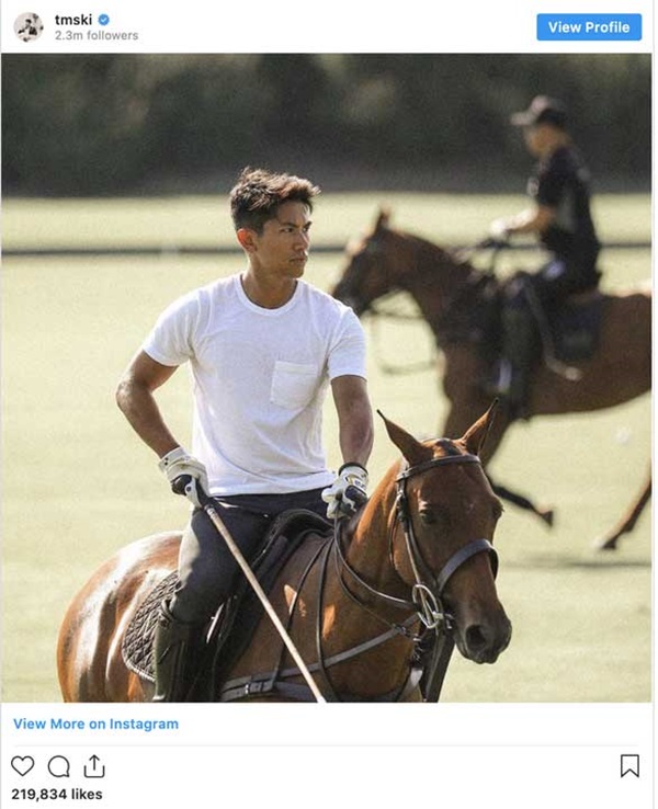 Danh tính hoàng tử có ngoại hình đẹp như mẫu, được thừa kế 28 tỷ USD-4