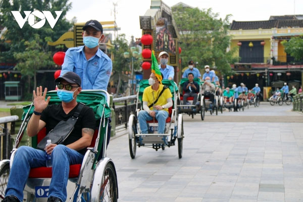 Lượng khách quốc tế đến Việt Nam gấp 4 lần tháng trước-1