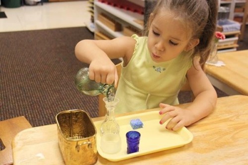 Phương pháp dạy con Montessori và 4 giai đoạn cốt yếu không thể bỏ qua-4