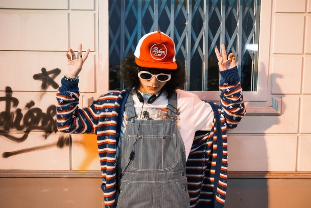 MV của Sơn Tùng ngập tràn bình luận tiếng Anh đến từ... người Việt, nội dung y chang nhau lộ rõ chiêu trò seeding-4