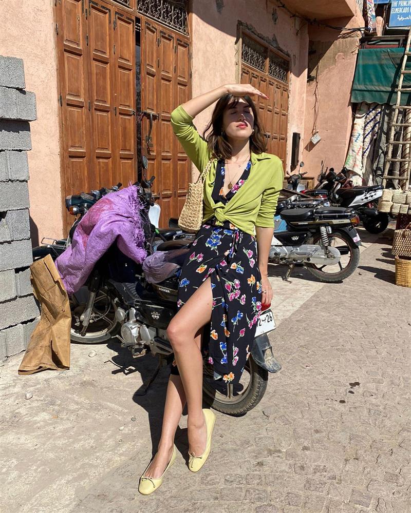 Phụ nữ Pháp có 12 set đồ vừa sang vừa tôn dáng, bạn rất nên copy ngay để nâng điểm style Hè này-4