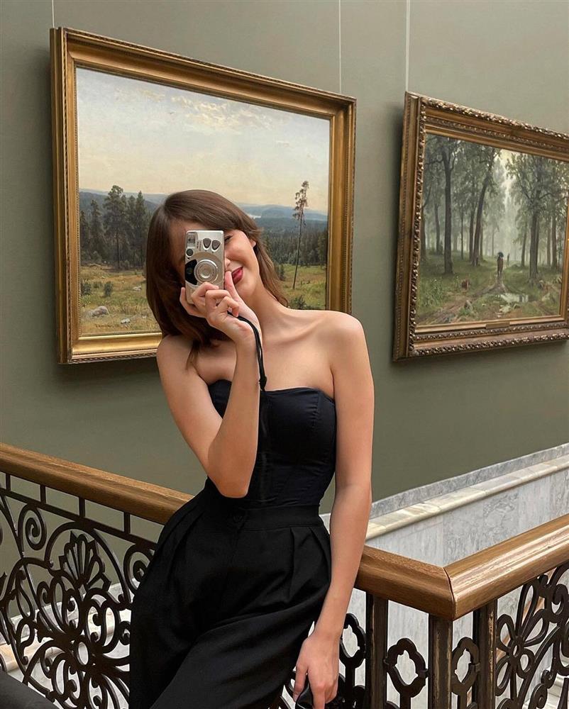 Phụ nữ Pháp có 12 set đồ vừa sang vừa tôn dáng, bạn rất nên copy ngay để nâng điểm style Hè này-10