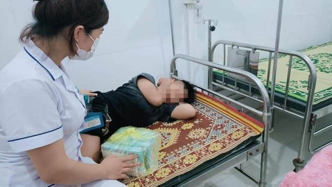 Vụ 4 người trong một gia đình thương vong trên đường đi du lịch: Sức khỏe các nạn nhân sống sót hiện ra sao?-1