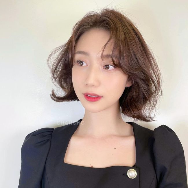 Phân vân trước quá nhiều kiểu tóc ngắn, đây là 12 gợi ý hợp nhất với nàng 30+-2