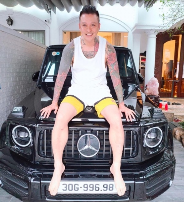 Hiền Hồ, Sơn Tùng M-TP cùng gu chơi xế hộp chục tỷ Mercedes-AMG G63-5