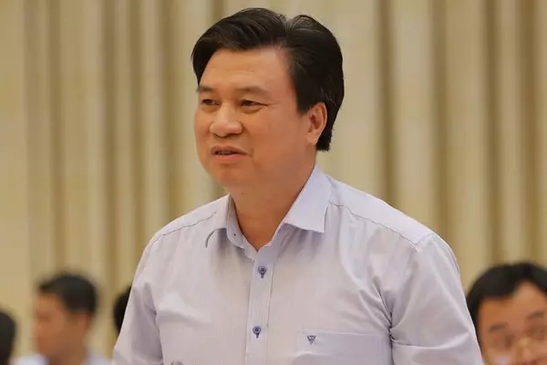 Thứ trưởng GD-ĐT lên tiếng về MV Theres no one at all của Sơn Tùng M-TP-1