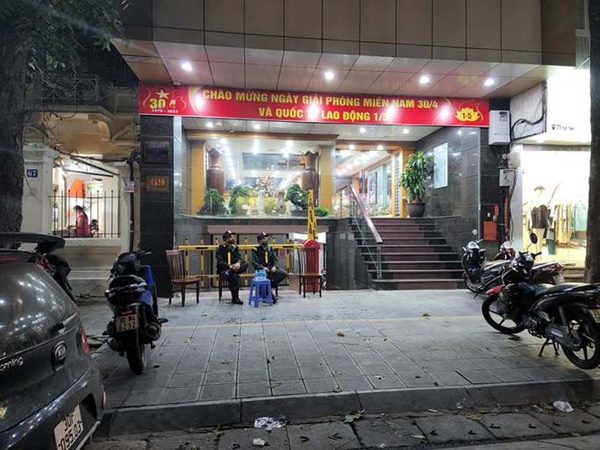 CLIP: Khám xét trụ sở Công ty AIC của bà Nguyễn Thị Thanh Nhàn-1