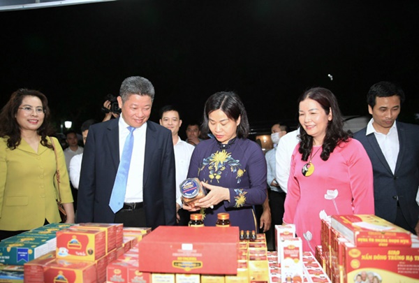 Khai mạc Chương trình Khuyến mại tập trung Thành phố Hà Nội năm 2022-3