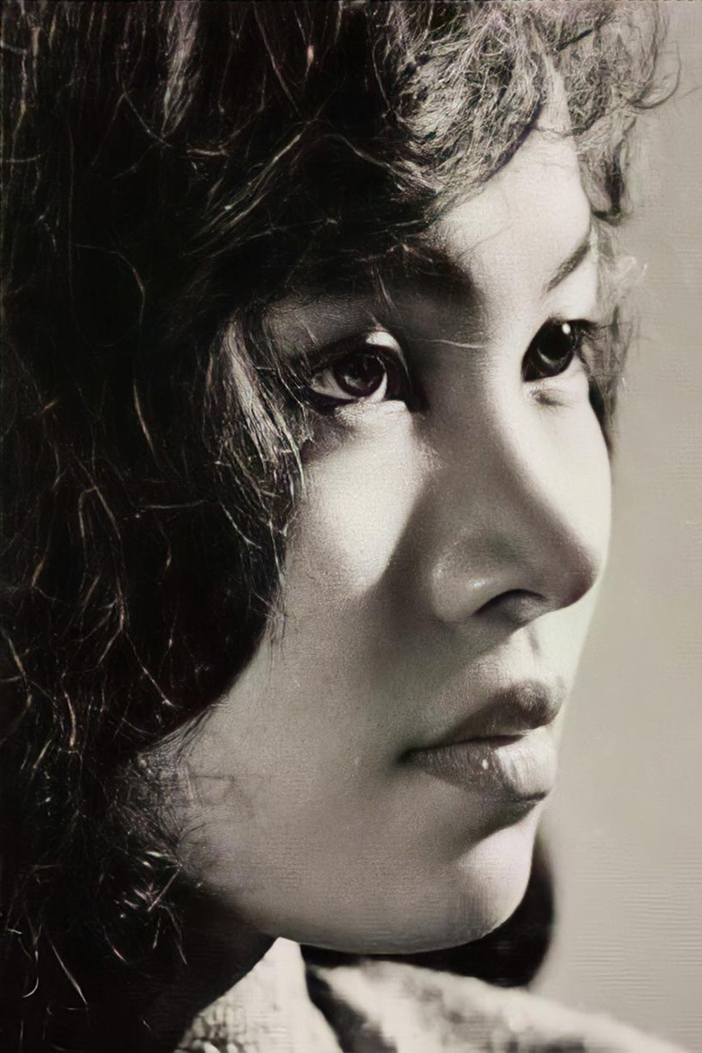 Ca khúc Ướt mi”: Nỗi mặc cảm nghèo và tình đơn phương của Trịnh Công Sơn với 1 mỹ nhân-3