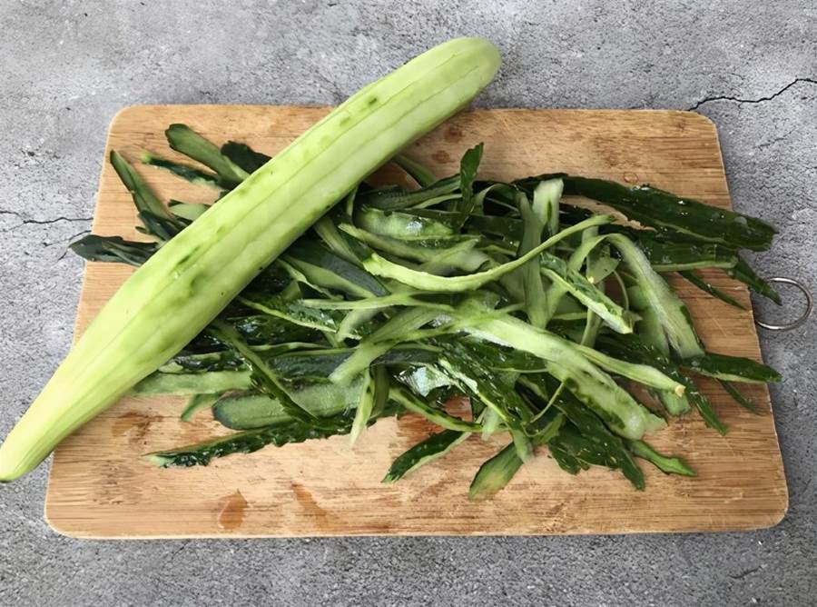 Chỉ cần vài sợi dây chun có thể đuổi cả bầy kiến, nhà nào bị nên thử ngay-5