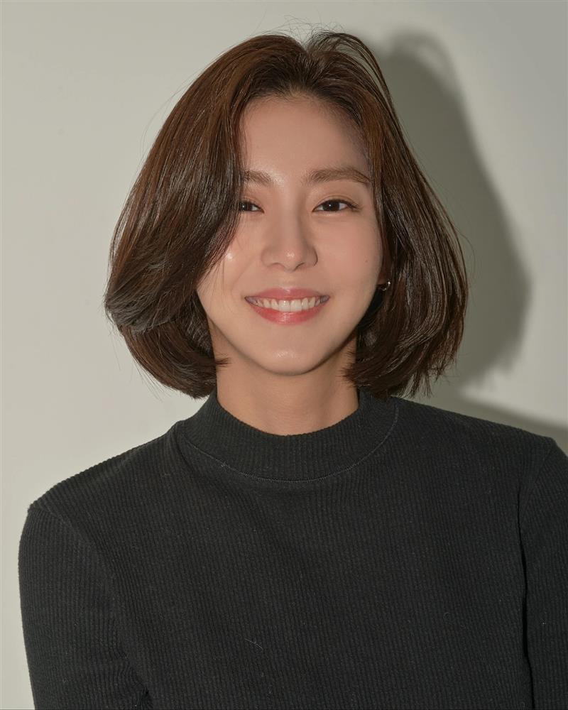 6 diễn viên Hàn để tóc ngắn đẹp nhất: Song Hye Kyo xuất sắc nhưng mỹ nhân cuối mới khiến chị em rần rần học theo-6