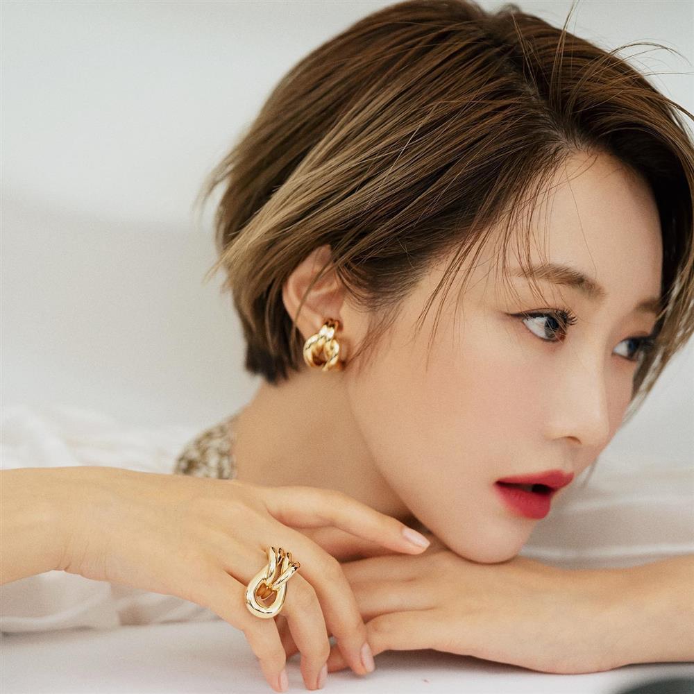 6 diễn viên Hàn để tóc ngắn đẹp nhất: Song Hye Kyo xuất sắc nhưng mỹ nhân cuối mới khiến chị em rần rần học theo-23