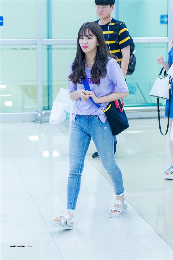 3 thành viên TWICE có style mùa hè rất đơn giản, nhưng sành điệu nhất nhóm-15