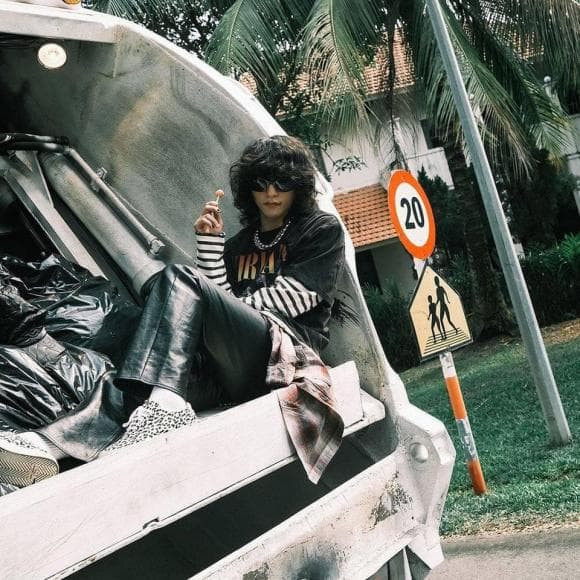 Trong khi tình cũ 8 năm Sơn Tùng khốn đốn vì bị gỡ MV, Thiều Bảo Trâm vẫn tất bật chạy show, còn gây sốt vì nhan sắc bùng nổ-10