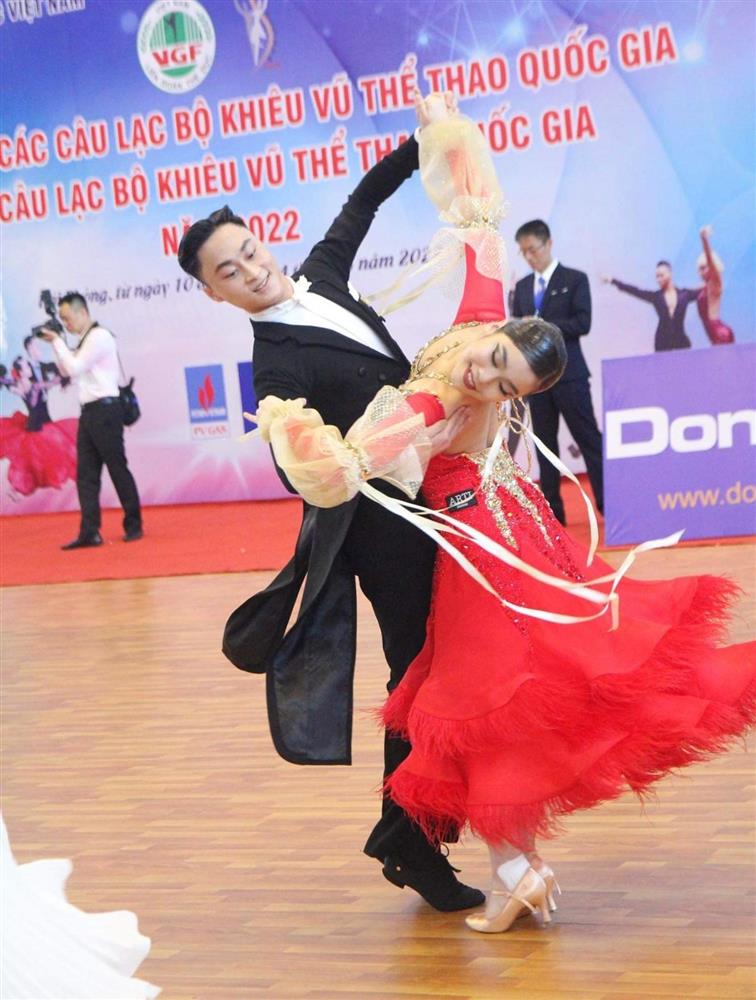 Thành tích học tập xuất sắc của nữ sinh trẻ nhất Việt Nam dự SEA Games 31-2