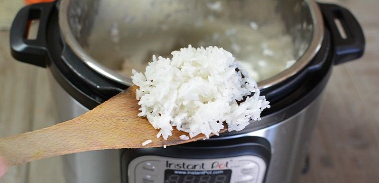 Nấu cơm cho thêm thứ này, cơm ngọt thơm, lâu thiu khi trời nắng nóng-3