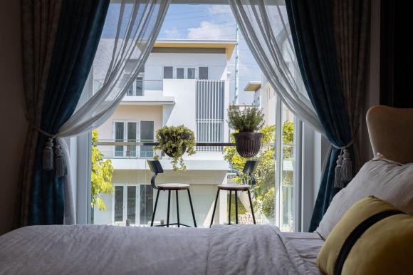 Không gian sống của cặp vợ chồng sau hơn 10 năm vào Sài Gòn lập nghiệp: Dân tình trầm trồ vì quá sang trọng, đẳng cấp-15