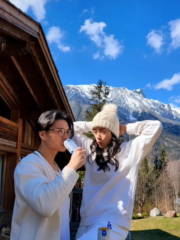 Nhìn lại loạt khoảnh khắc ngọt ngào của Ngô Thanh Vân và chồng trẻ trước ngày chính thức về chung một nhà-11