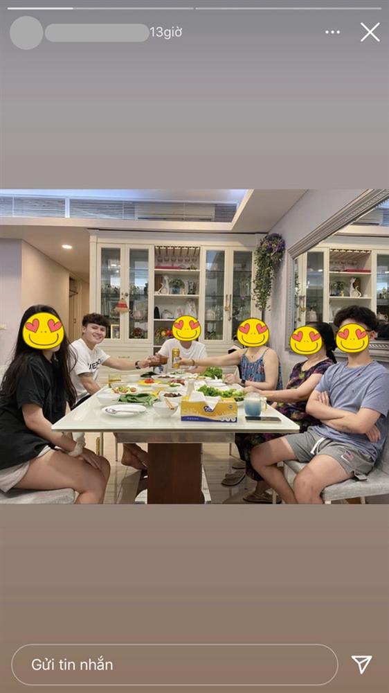 Bắt gặp Quang Hải đưa bạn gái đi du lịch, mối quan hệ của Chu Thanh Huyền với mẹ người yêu được hé lộ bằng 1 cử chỉ nhỏ-3